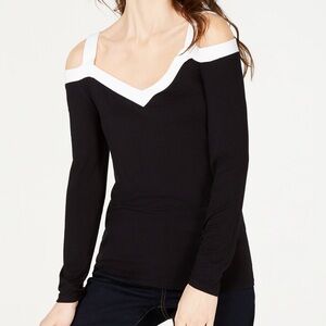 NWT Black & White color block long sleeve top size Large